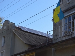 На Франківщині об’єднана громада встановила сонячні станції на даху бюджетної будівлі та школи